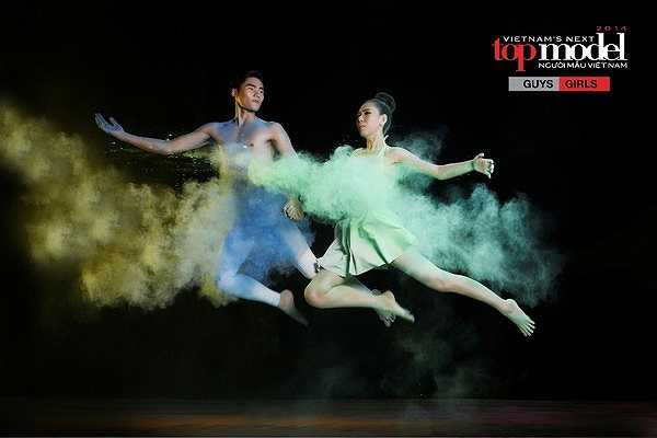 Sở hữu chiều cao lý tưởng 1m90 Quang Hùng hiện đang theo học tại trường ĐH Kinh Tế.