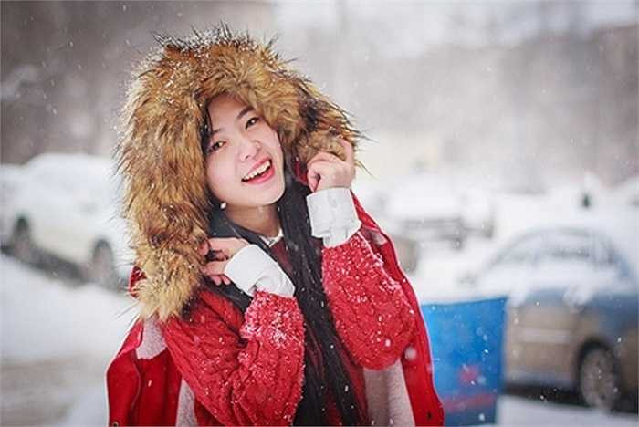 Tốt nghiệp hệ cử nhân ngành Quản trị kinh doanh, Lê Mai Thảo (nick name là Tani Lee) hiện là chủ của một studio tại Hà Nội.