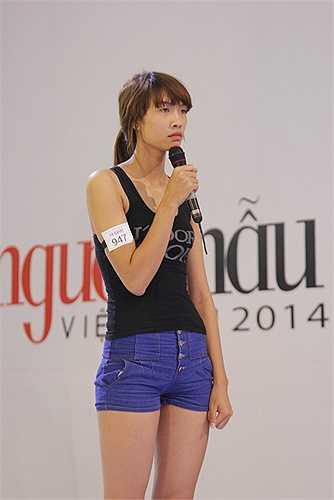 Nguyễn Oanh vừa tròn 18 tuổi và là một trong những ứng viên sở hữu nhiều tố chất trở thành Top Model mùa giải thứ 5.