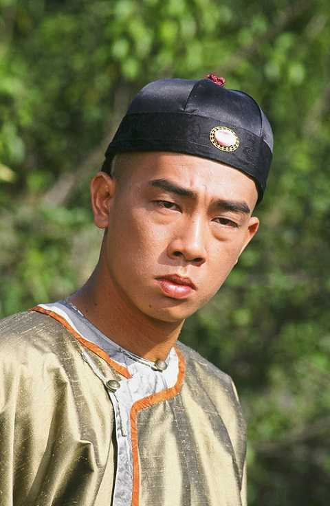 Vi Tiểu bảo trần tiểu xuân