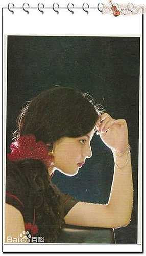 Đó là vào một sáng sớm trời mưa ảm đạm năm 1996, Nhạc Vận đứng bên khung cửa kính một tòa nhà cao tầng và gieo mình xuống từ tầng 13, kết liễu cuộc đời ngắn ngủi ở tuổi 29, kết thúc 10 năm sống trong giày vò, nghèo khổ cơ cực nơi xứ người.