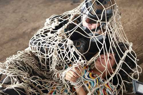 Nhảy từ lầu năm xuống… chỉ vì Phương Thanh muốn... câu like facebook