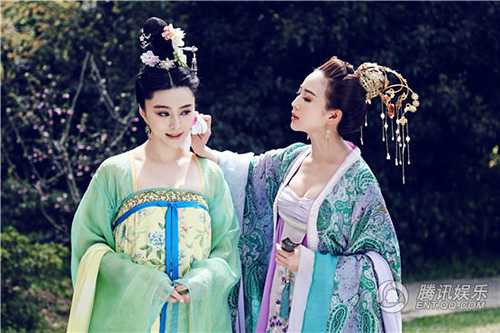 Từ Huệ vẫn có mặt tích cực.