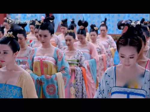 Cuộc chiến mới chỉ bắt đầu giữa hai người.