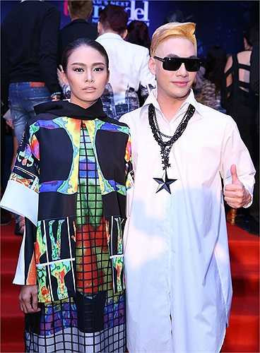 Chân dài Mâu Thủy đi sự kiện cùng NTK Lý Quí Khánh