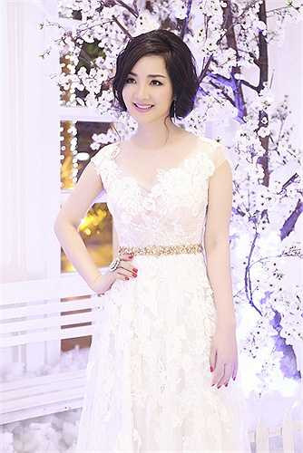 Giáng Mi luôn khiến công chúng ngạc nhiên về nhan sắc của mình