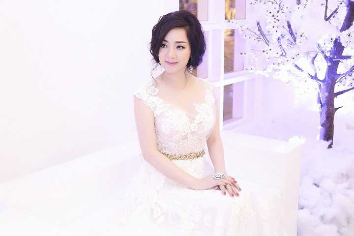 Gần đây Giáng My cô liên tục tham gia các chương trình thiện nguyện, trao quà cho những bệnh nhân nghèo, những người có hoàn cảnh khó khăn.