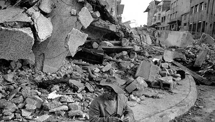 Chile, 1960. Mặc dù độ lớn là 9,5 độ rích-te, tuy nhiên, con số thương vong của vụ động đất này ít hơn rất nhiều so với Haiyuan khi 1.655 người chết cùng 3.000 người bị thương. thiệt hại ước tính lên tới 500 triệu USD. 