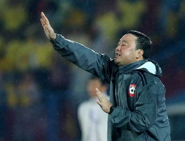 HLV Trương Việt Hoàng