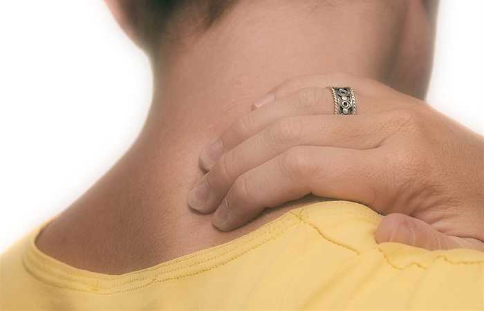 Bệnh loãng xương: Việc bạn nạp thực phẩm vào cơ thể một cách không chọn lọc và sự thỏa mãn sở thích ăn uống trong một thời gian dễ dàng làm cho xương bạn bị mất muối calci, tăng xác suất mắc bệnh loãng xương.