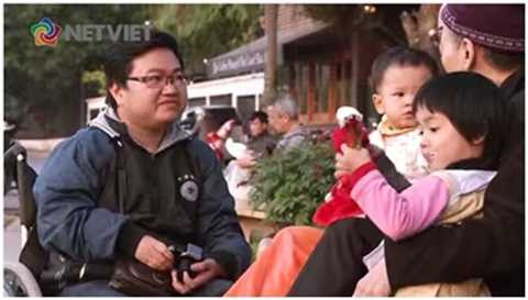 Nghị lực phi thường của anh chàng xương thủy tinh