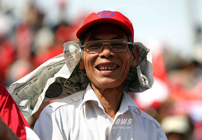 Sự chờ đợi háo hức... (Ảnh: Quang Minh)