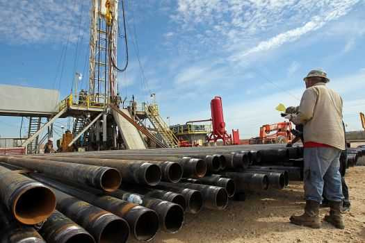 Giá dầu vẫn có cơ hội tăng lên mức 200 USD/thùng?