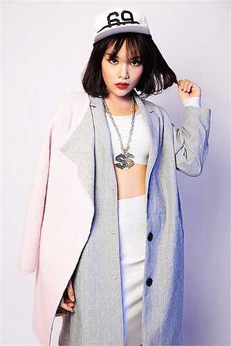 Những sáng tác này được nhạc sĩ Phương Uyên, Lưu Thiên Hương và Thiều Bảo Trang viết tặng riêng cho Vũ Thảo My. Phần hòa âm được thực hiện bởi những nhạc sĩ tên tuổi: Hoài Sa, Nguyễn Dân, Dương Khắc Linh và Duy Anh.