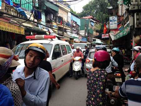 Quyết không nhường đường xe cứu thương: Có thể bị tù đến 15 năm