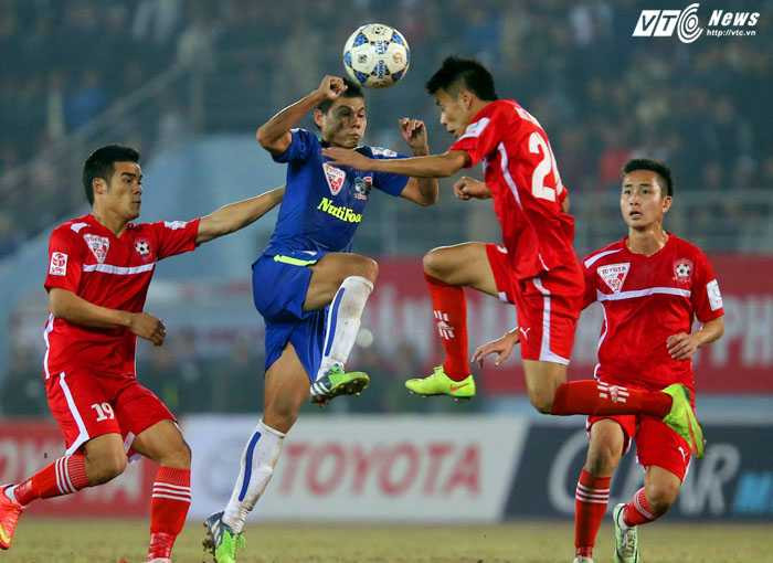 HAGL là nhân tố tạo ra hấp dẫn những vòng đầu V-League 2015(Ảnh: Quang Minh)