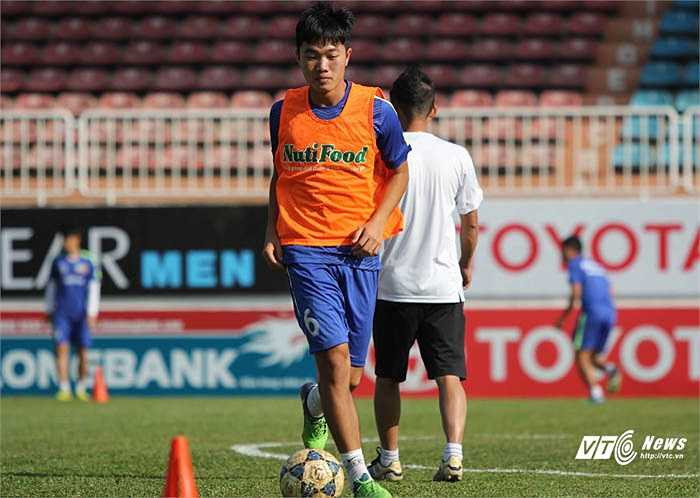 Xuân Trường cũng đã hồi phục chấn thương và tiếp tục đeo băng đội trưởng của HAGL vào ngày mai.