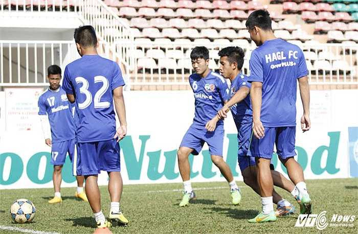 Khá bất ngờ khi bầu Đức tuyên bố HAGL không cần phải thắng bằng mọi giá