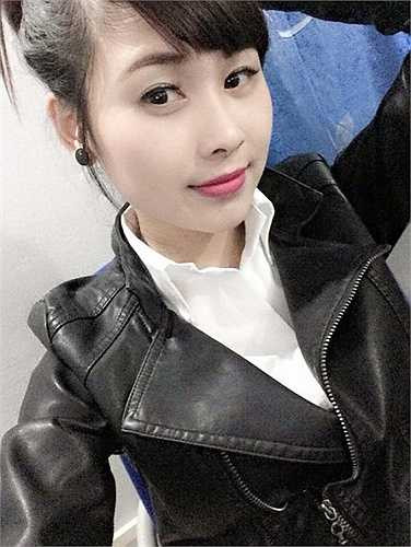 Không chỉ chơi game giỏi, Hồng Trang còn sở hữu một khuôn mặt rất dễ thương.