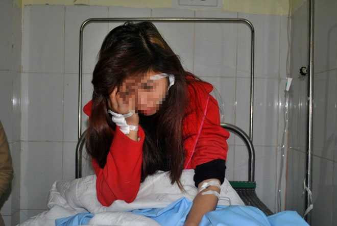 Trốn chạy cảnh sát, chàng trai tử vong, nữ sinh nhập viện