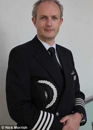 Cơ trưởng Dave Thomas trả lời phỏng vấn về một số vấn đề trên máy bay 