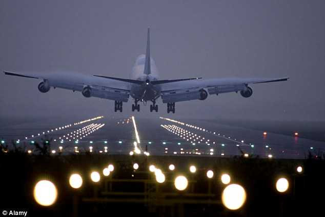 Hạ cánh và cất cánh được cho là những khoảng thời gian nhạy cảm nhất 