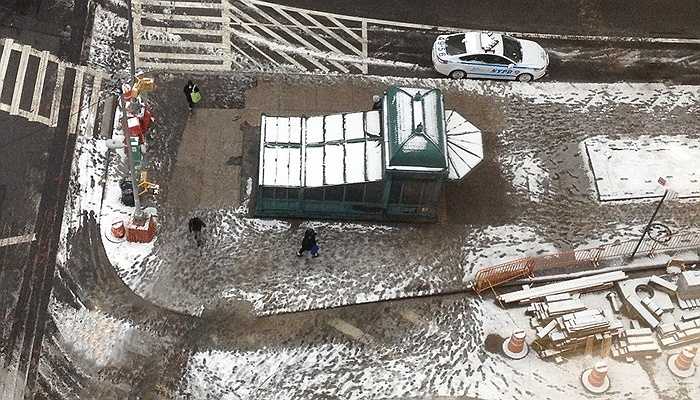 Theo Dailymail, có khá nhiều vụ tai nạn nghiêm trọng đã xảy ra trong thời gian qua. Nguyên nhân chủ yếu do tầm nhìn kém và đường trơn