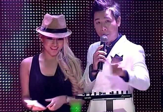 dj nóng bỏng1