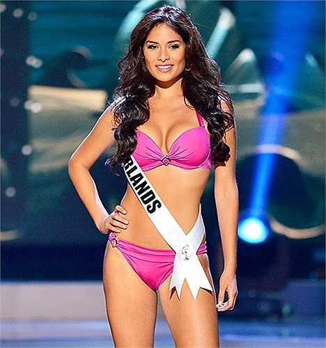 Đến tháng 10 năm 2014, anh bắt đầu hẹn hò với người đẹp Yasmin Verheijen, hoa hậu Hà Lan 2014. 