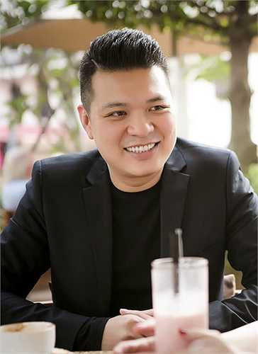 Đạo diễn Cường Ngô là người được cô 'chọn mặt gửi vàng'.