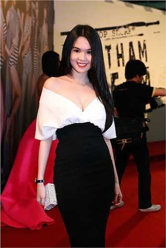 Chính vì vậy, cô đã phải cố gắng rất nhiều để làm hài lòng vị đạo diễn khó tính.