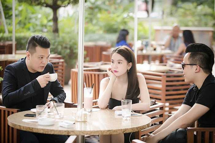 Ngọc Trinh cùng ông bầu Khắc Tiệp và đạo diễn Cường Ngô đã dành nhiều thời gian bàn bạc về kế hoạch này.