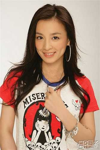 Dần dần, cô được các nhà làm phim xứ Đài để mắt tới và bắt đầu trở nên nổi tiếng với các phim Trộm long tráo phụng, Truyền thuyết Hoa cô tử… 