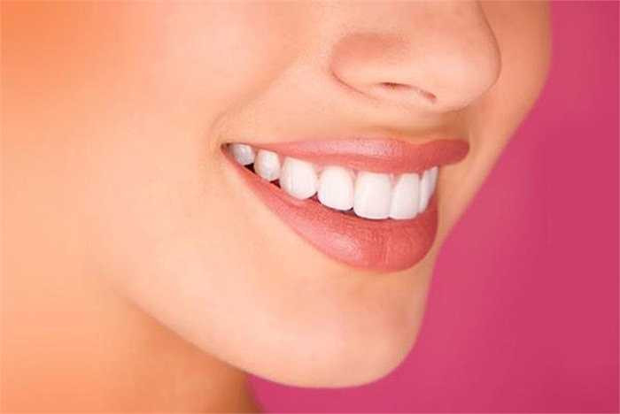 Bưởi ngăn ngừa bệnh viêm nướu: Các nhà khoa học đã phát hiện ra ăn hai quả bưởi mỗi ngày có thể giảm được những tác hại do bênh viêm nướu gây ra. Nếu bệnh viêm nướu không được chữa trị sẽ dẫn đến ung thư miệng, thậm chí còn dẫn đến các bệnh tim mạch. 