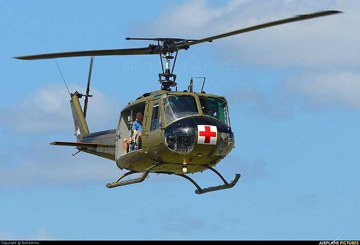 Chiều dài: 17,40 m, chiều rộng: 2,62 m, chiều cao: 4,39 m