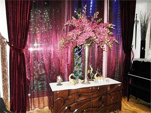 Nhiều người không biết số nhà cũng có thể đến đúng nơi, bởi khi họ hỏi thăm bất kỳ người nào trong khu phố, họ đều biết và chỉ dẫn tận tình.