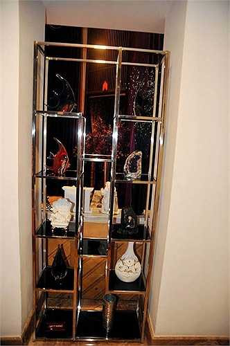 Sao Việt sở hữu biệt thự triệu đô có trang trí nội thất đắt tiền không còn là việc xa lạ đối với người hâm mộ và giới showbiz