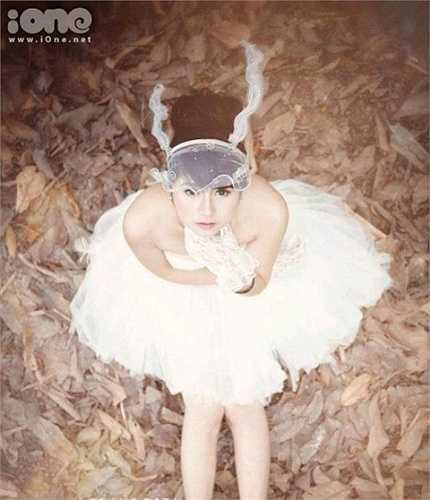 Đam mê diễn xuất từ nhỏ, cô bạn quyết định thi vào ngành diễn viên để thực hiện ước mơ. 