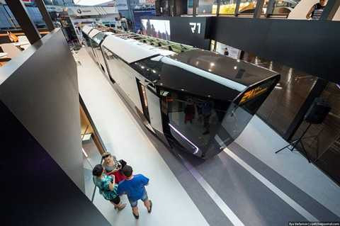 Chiêm ngưỡng chiếc tàu điện ngầm như trong phim viễn tưởng của Nga