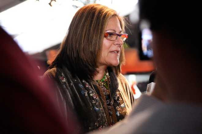 Dù từng là Phó Chủ tịch của IMG nhưng Fern Malliss lại không ủng hộ quyết định chuyển NYFW từ công viên Bryant về Lincoln Center.