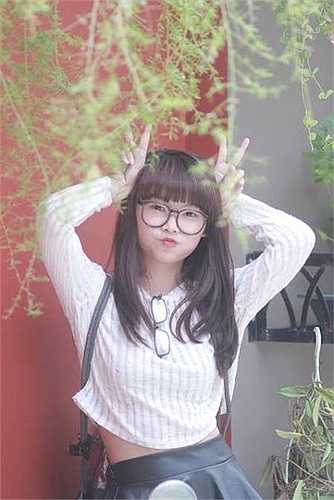 Nguyễn Thị Kim Phượng (1996), lớp QH2014.C2 – Khoa Ngôn ngữ và Văn hóa Trung Quốc- Đại học Ngoại ngữ.