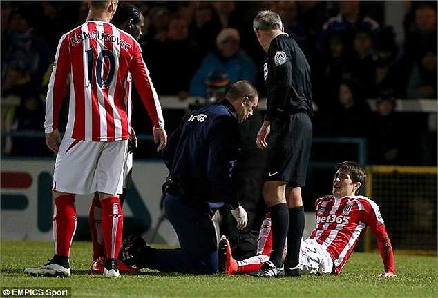 Krkic dính chấn thương trong màu áo Stoke City