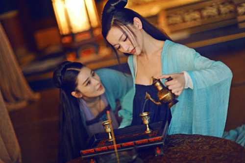 Võ Tắc Thiên lập mưu hãm hại Tiêu phi và Vương hoàng hậu.