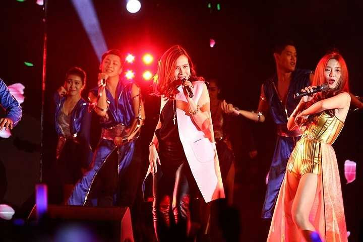 Lưu Hương Giang xuất hiện trong một chương trình âm nhạc được tổ chức tại Tp.HCM