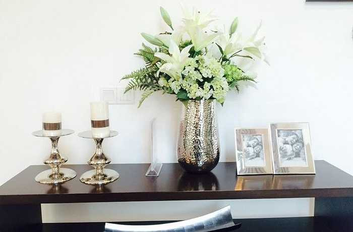 Nhờ giếng trời mà căn phòng luôn tràn ngập ánh sáng tự nhiên, mà không cần phải dùng đến các thiết bị chiếu sáng