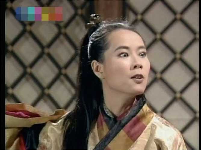 Gương mặt đanh đá của quận chúa Triệu Mẫn (Diệp Đồng) trong Ỷ Thiên Đồ Long Ký. Theo 2sao