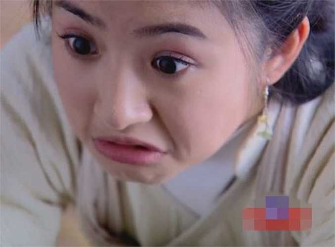 Tiên nữ Tiểu Thất (Lâm Y Thần) trong Thiên ngoại phi tiên có tính cách sôi động, nhí nhảnh...