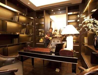 Bên cạnh đó, Mr Đàm còn có trong tay những căn biệt thự xa hoa. Anh đích thân chăm chút cho từng góc của ngôi nhà theo gu thẩm mỹ sang trọng, tinh tế 