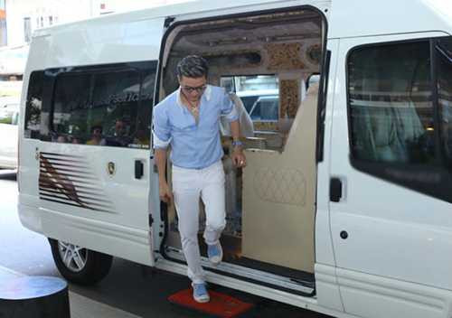 Trong đó, còn có một chiếc xe thuộc hàng độc nhất vô nhị 