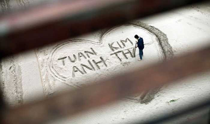 Công việc tưởng chừng được hoàn thành thì những đợt gió lớn đã san lấp trái tim, chàng trai tên là Tuấn Anh này lại phải làm lại từ đầu...